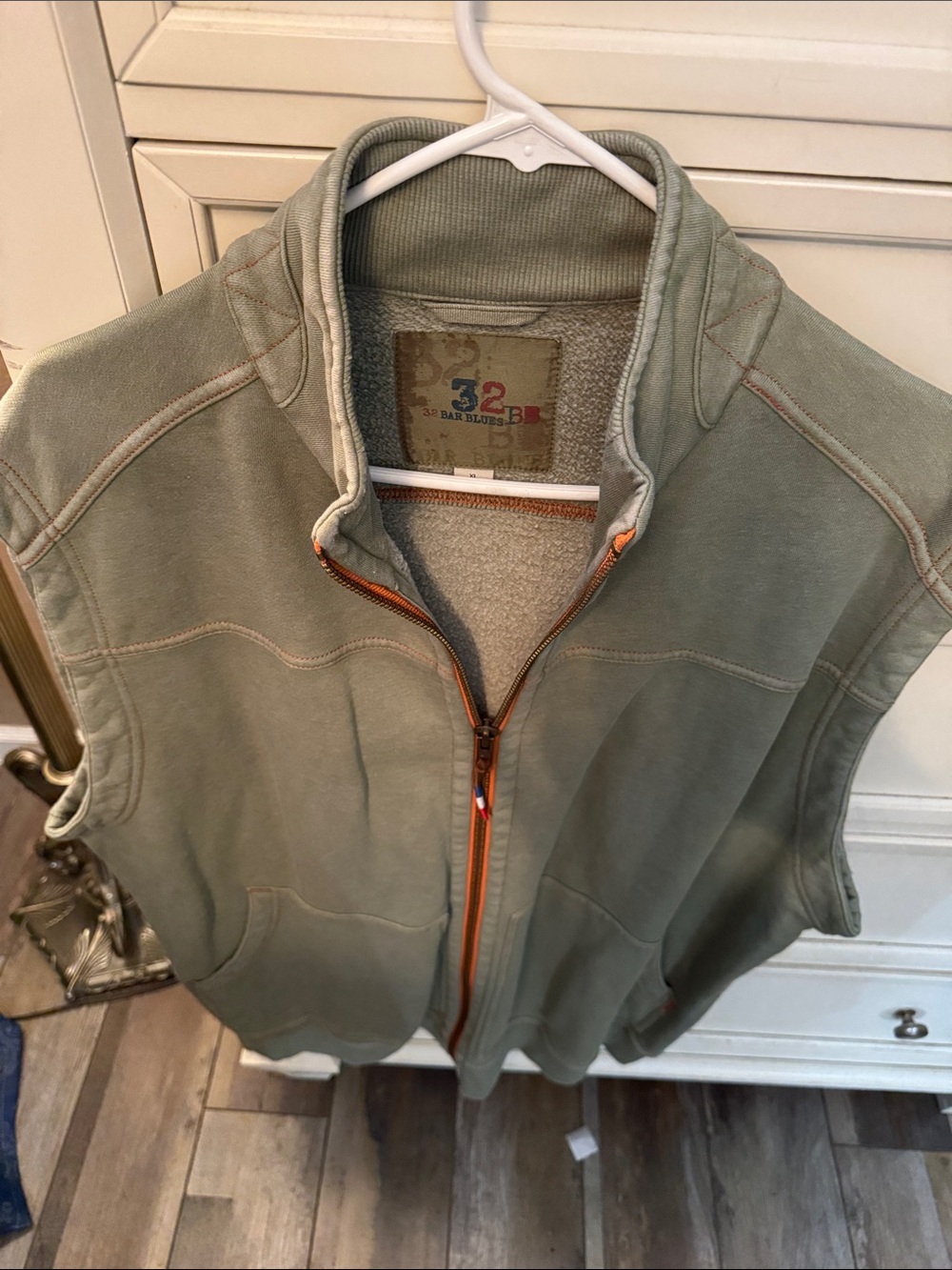 32 Bar Blues Men's Olive Zip-Front Sweater Vest XL